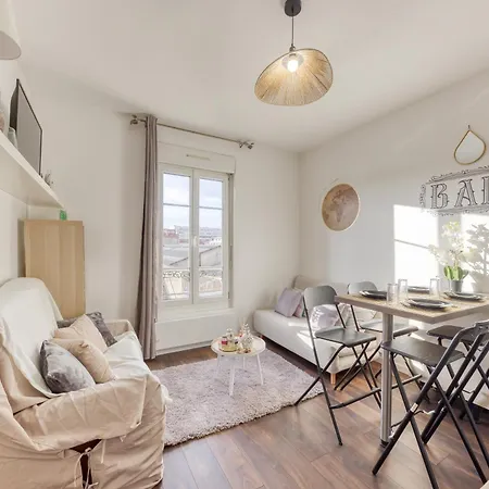 T2 Petit Nid Rose Ivry-sur-Seine